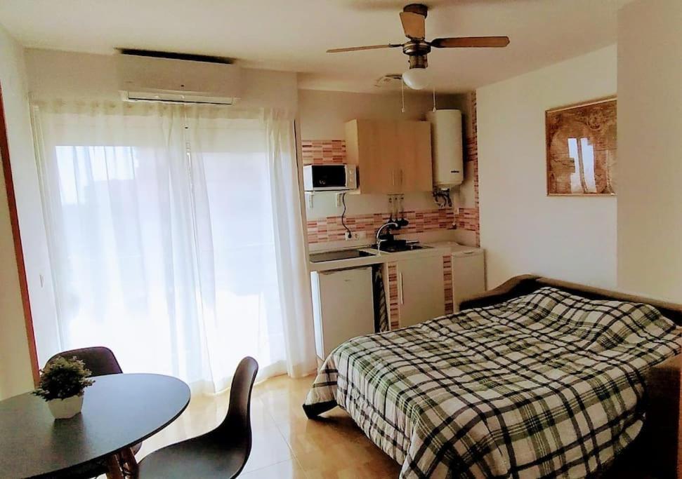 בנאלמדנה Estudio Con Vista Al Mar A 200 Mts De La Playa מראה חיצוני תמונה